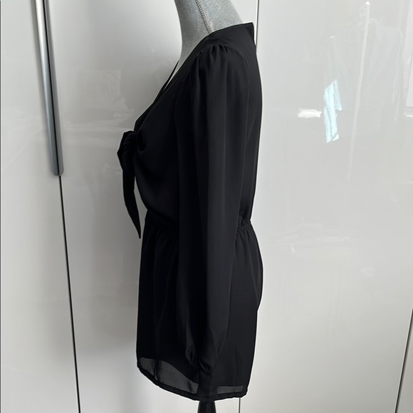 FUNKY SOUL Elegant Black Tie-Front Lined Long Sleeve Shorts Romper, Size L - Picture 5 of 12